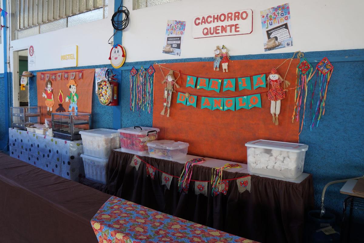 [Barracas de Festa Junina – Tradição, Organização e Experiência do Público]