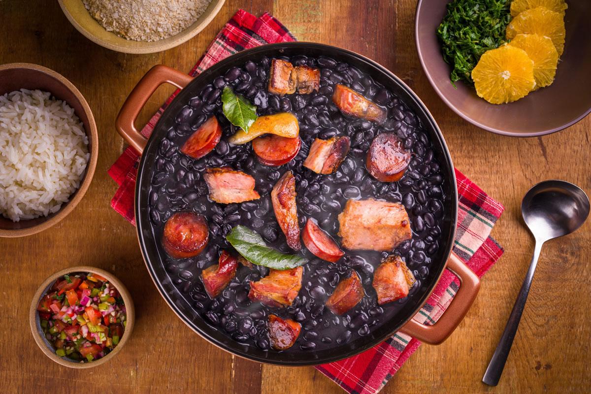 [Por que dá sono após comer feijoada?]