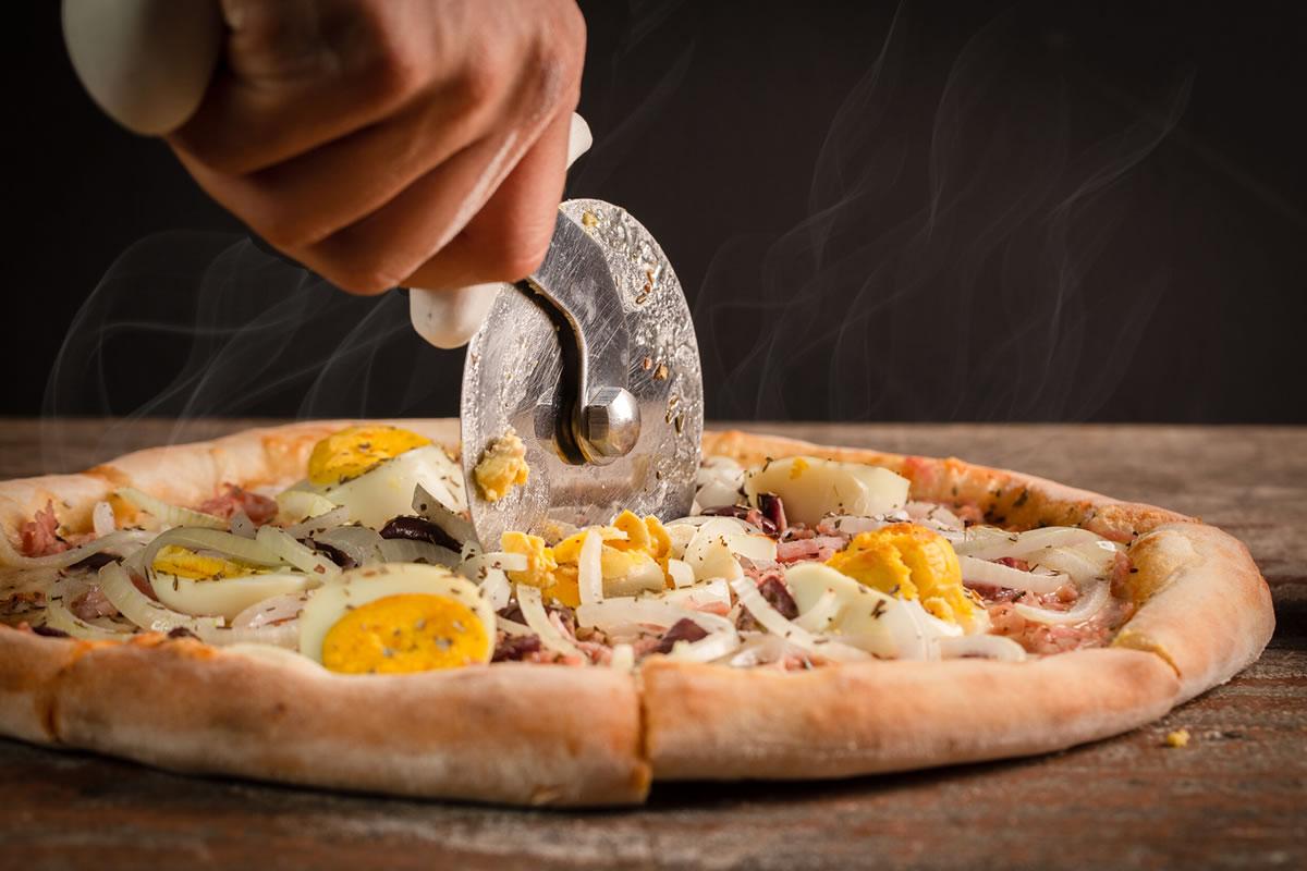 [Pizza Portuguesa – História, Sabores, Tradição e Combinações Perfeitas]