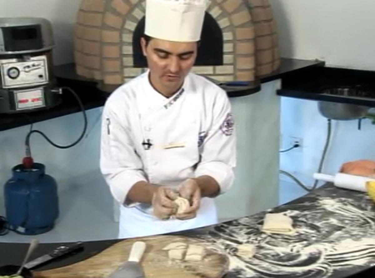 [Chef Moises Costa Ensina Pizza Doce de Massa Folhada 1° Parte]