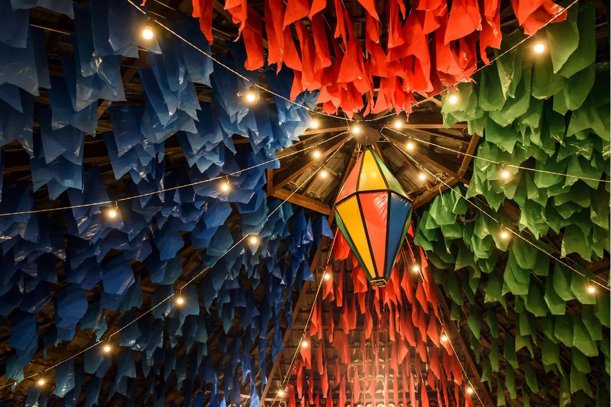 [Decoração de Festa Junina – Elementos Tradicionais e Identidade Cultural]