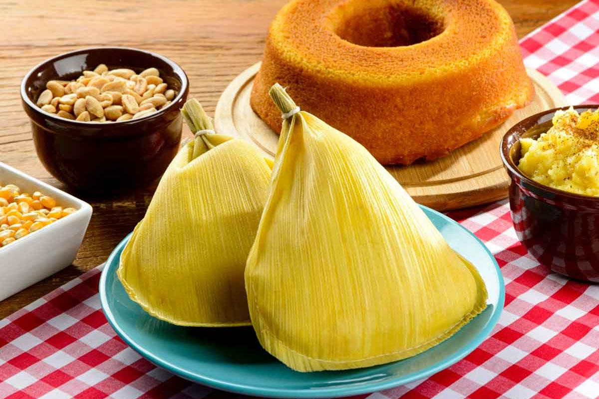 [Ingredientes Típicos da Festa Junina – Milho, Amendoim, Mandioca e Coco]
