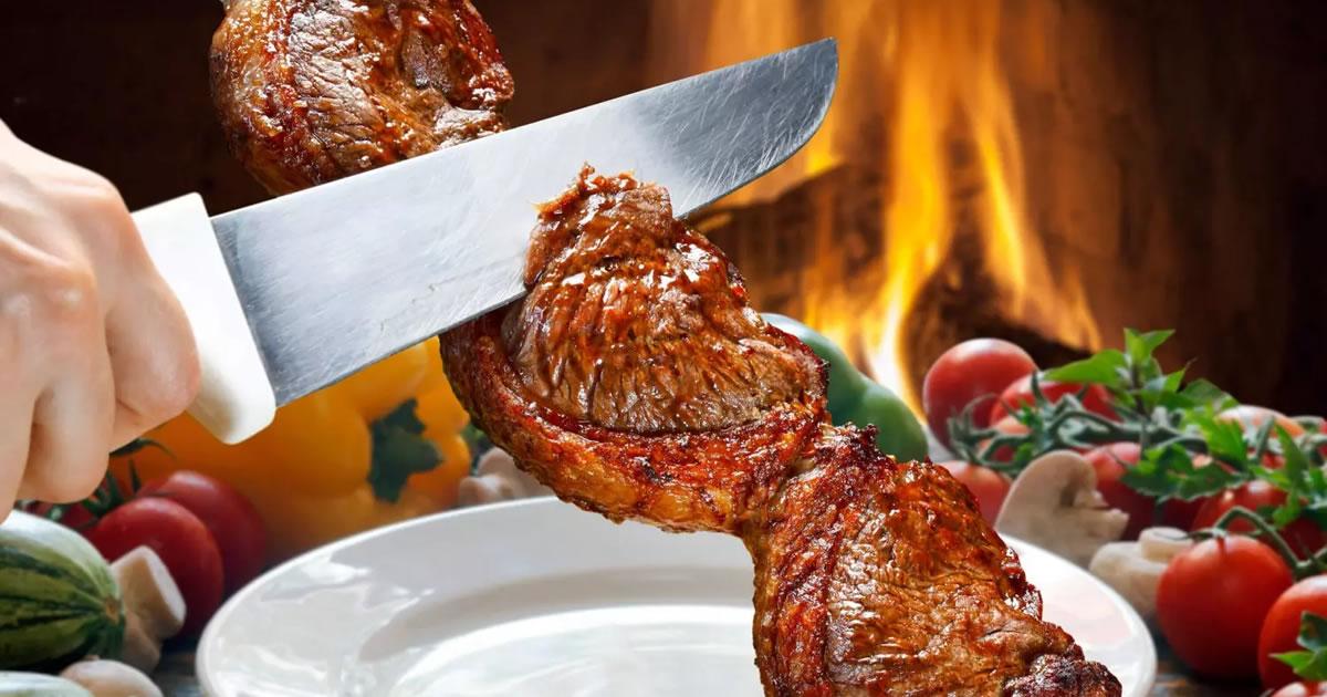 [Acerte no cálculo de carnes e bebidas para o seu churrasco]