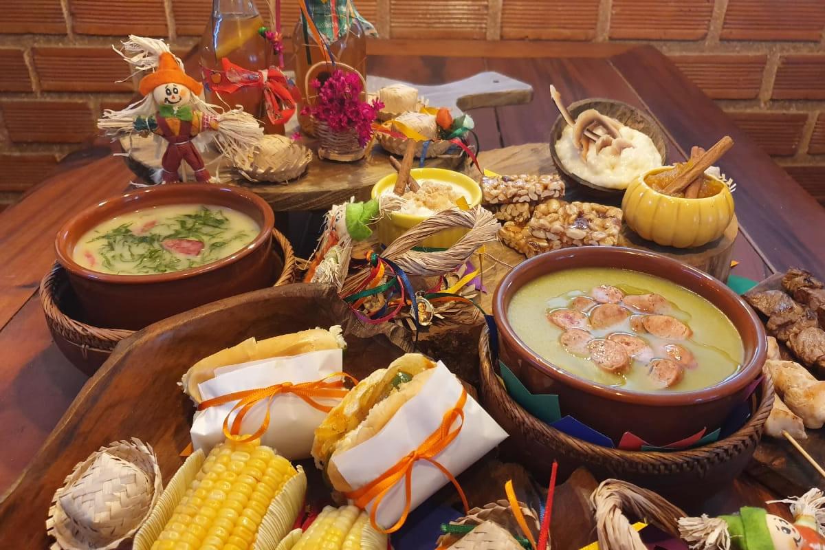 [Como Montar um Cardápio de Festa Junina – Organização, Tradição e Experiência Gastronômica]