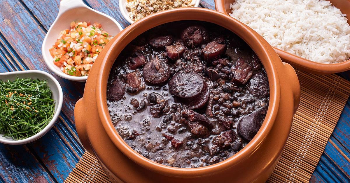 [Descubra os diferentes tipos de feijoada]