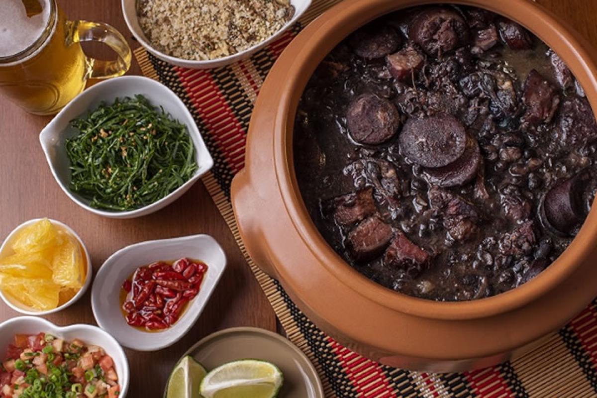 [Feijoada com Costela Defumada e Linguiça Calabresa]